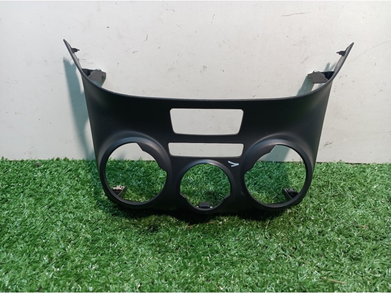 Recambio de moldura consola central delantera para peugeot 208 active referencia OEM IAM 9672846477 9672846477 1096632X