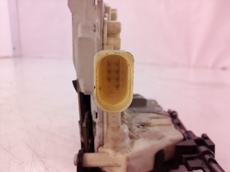 Recambio de cerradura puerta trasera izquierda para volkswagen passat berlina (3c2) highline referencia OEM IAM 3C4839015B 3C483