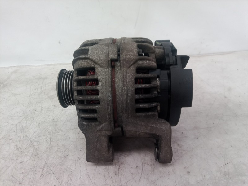 Recambio de alternador para opel corsa c sri referencia OEM IAM 0124415023 0124415023 0124415023