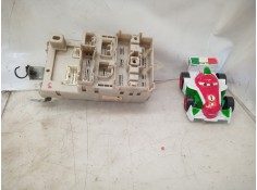 Recambio de caja reles / fusibles para toyota rav 4 (a2) 2.0 luna 4x4 referencia OEM IAM 8273342080 8273342080 8273342080