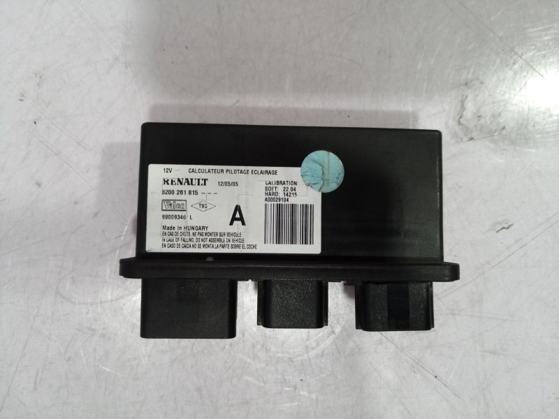 Recambio de centralita faros xenon para renault laguna ii grandtour (kg0) expression confort referencia OEM IAM 8200261815 82002