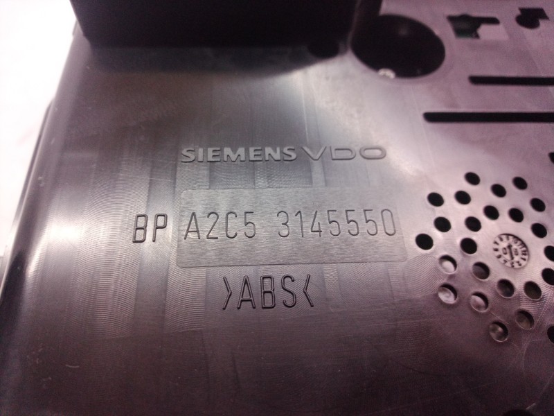 Recambio de cuadro instrumentos para volkswagen passat berlina (3c2) highline referencia OEM IAM 3C0920870Q 3C0920870 BPA2C53145