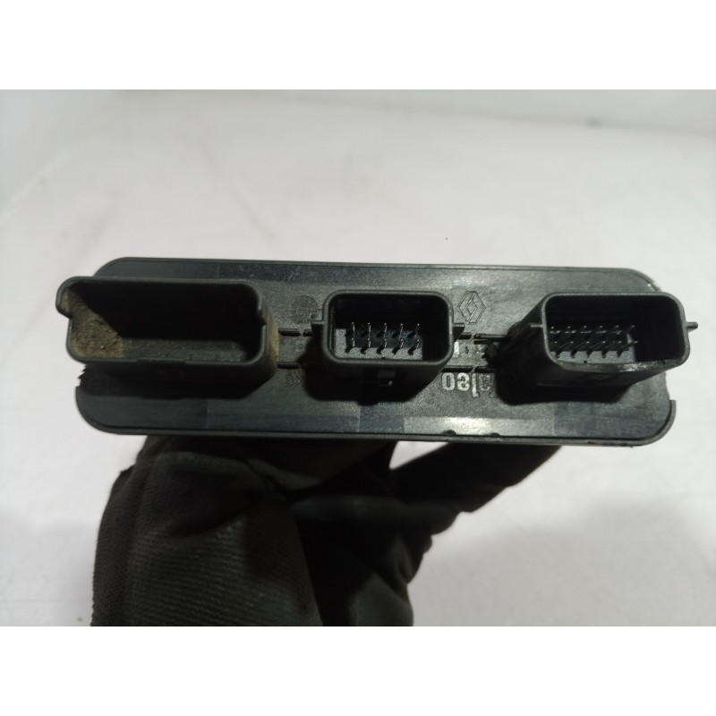 Recambio de centralita faros xenon para renault laguna ii grandtour (kg0) expression confort referencia OEM IAM 8200261815 82002