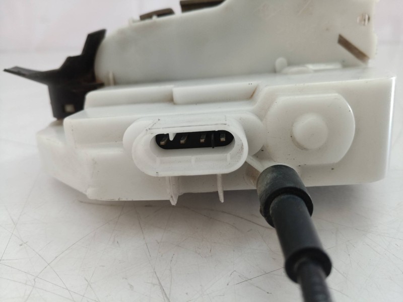 Recambio de cerradura puerta delantera izquierda para renault laguna ii grandtour (kg0) expression confort referencia OEM IAM   