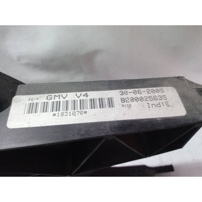 Recambio de electroventilador para renault laguna ii grandtour (kg0) expression confort referencia OEM IAM 8200025635 8200025635