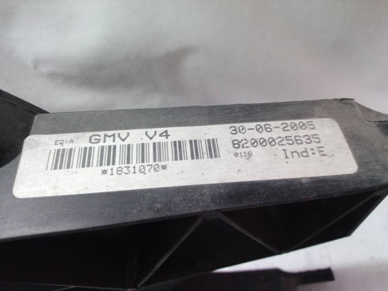 Recambio de electroventilador para renault laguna ii grandtour (kg0) expression confort referencia OEM IAM 8200025635 8200025635