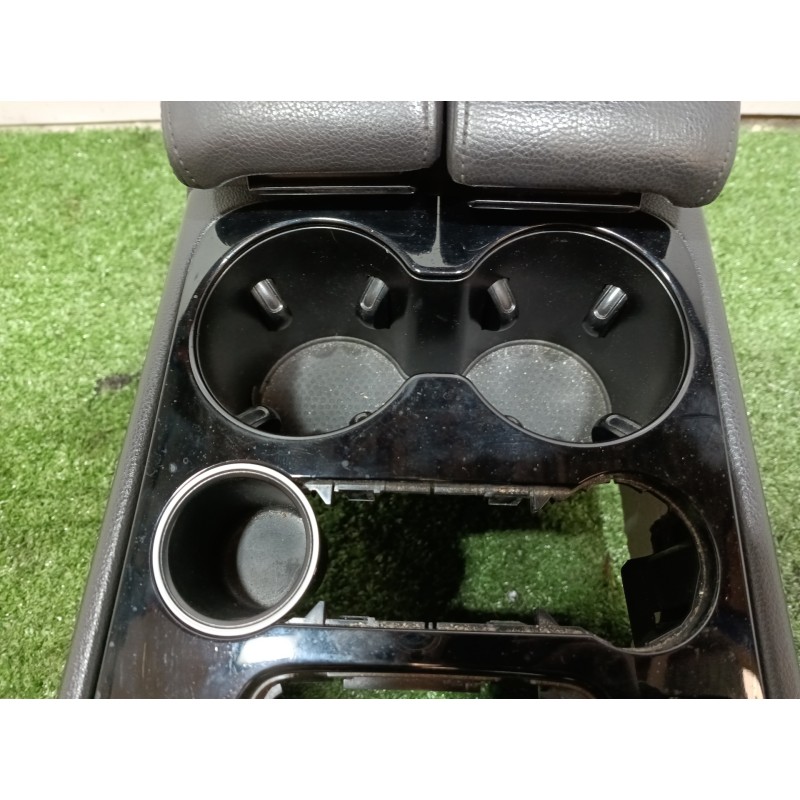 Recambio de consola central tras. para volkswagen touareg (7p6) v6 tdi bluemotion premium referencia OEM IAM 7P1863241B 7P186324