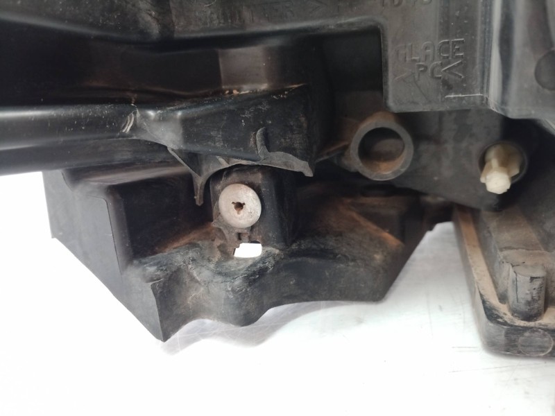 Recambio de faro izquierdo para renault laguna ii grandtour (kg0) expression confort referencia OEM IAM 89900430 89900430 899004