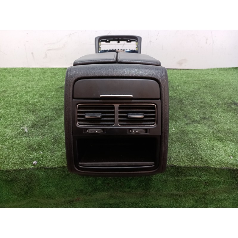 Recambio de consola central tras. para volkswagen touareg (7p6) v6 tdi bluemotion premium referencia OEM IAM 7P1863241B 7P186324
