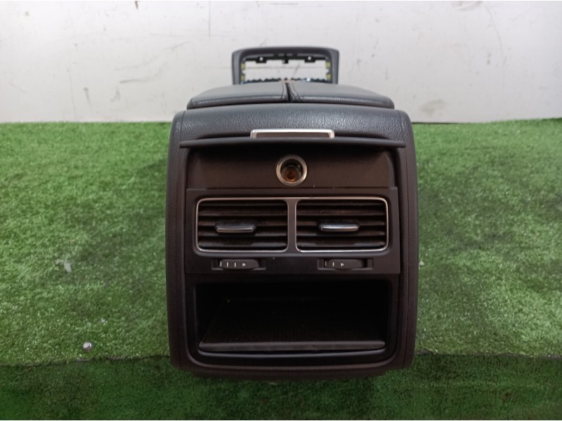 Recambio de consola central tras. para volkswagen touareg (7p6) v6 tdi bluemotion premium referencia OEM IAM 7P1863241B 7P186324