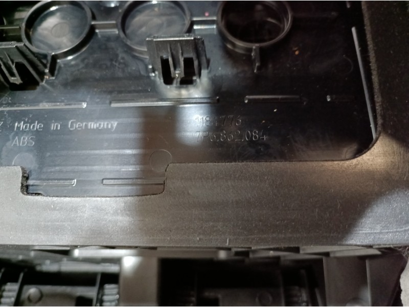 Recambio de consola central tras. para volkswagen touareg (7p6) v6 tdi bluemotion premium referencia OEM IAM 7P1863241B 7P186324