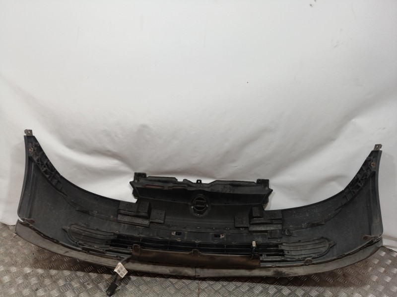 Recambio de paragolpes delantero para opel corsa c sri referencia OEM IAM   
