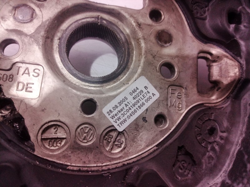 Recambio de volante para volkswagen passat berlina (3c2) highline referencia OEM IAM 3C0959538C 3C0959538 3C0959542