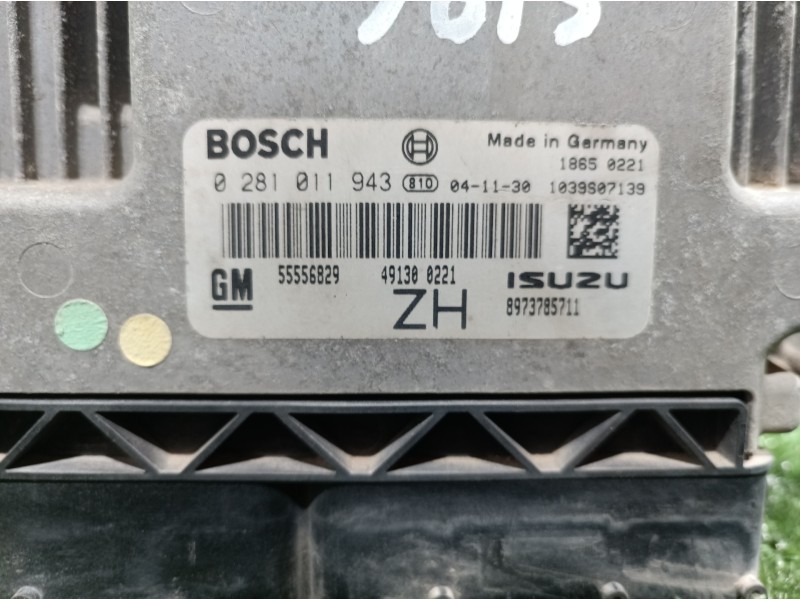 Recambio de centralita motor uce para opel astra h berlina cosmo referencia OEM IAM 0281011943 1039S07139 8973785711