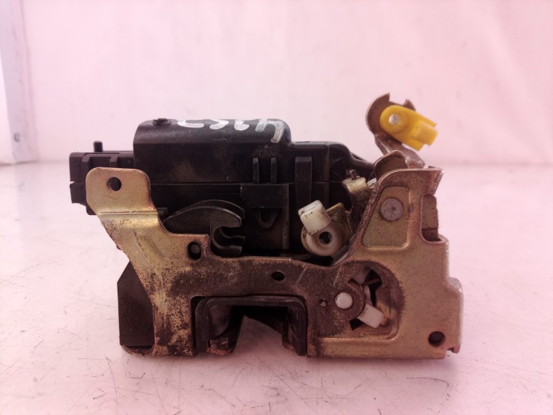 Recambio de cerradura puerta delantera derecha para nissan kubistar (x76) premium (l1) referencia OEM IAM 8050200Q0B  