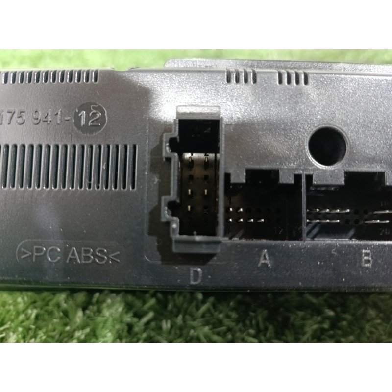 Recambio de mando climatizador para volkswagen touareg (7p6) v6 tdi bluemotion premium referencia OEM IAM 7P6907040CD 7P6907040C