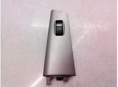 Recambio de mando elevalunas delantero derecho para toyota corolla (e12) 2.0 d-4d linea luna berlina referencia OEM IAM 74231022