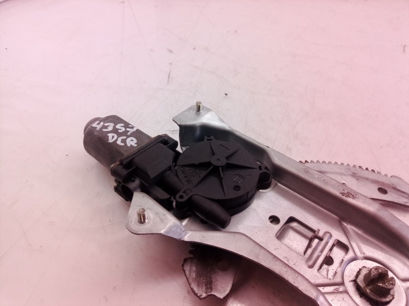 Recambio de elevalunas delantero derecho para nissan kubistar (x76) premium (l1) referencia OEM IAM 8200188551 8200188551 400664