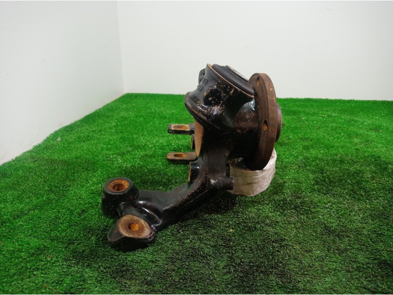 Recambio de mangueta trasera derecha para audi a4 avant (8e) referencia OEM IAM 4A0615B 4A0615B 4A0615B