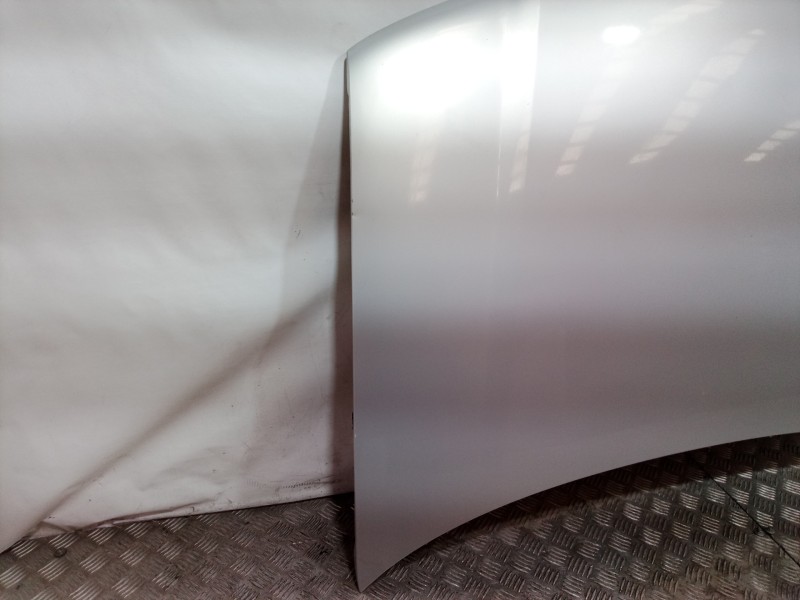 Recambio de capot para volkswagen polo berlina (6n2) trendline referencia OEM IAM 6N0823031H 6N0823031H 6N0823031