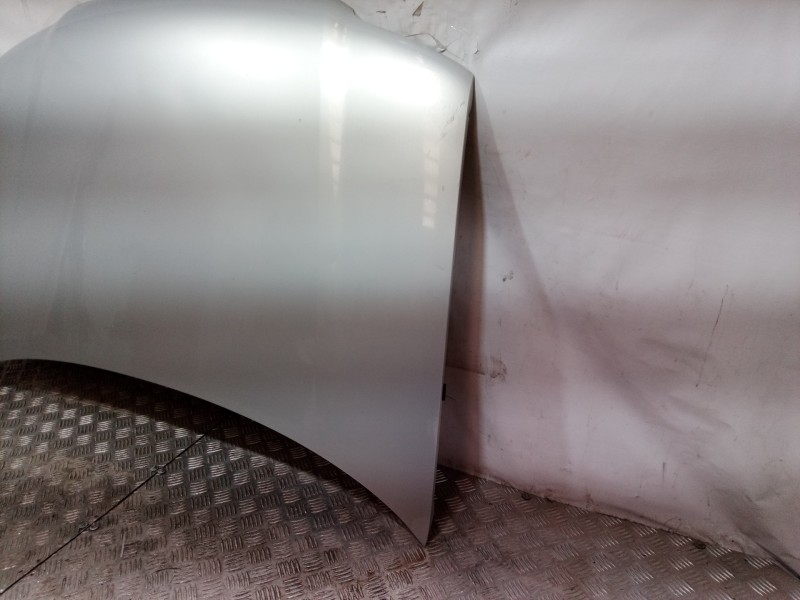 Recambio de capot para volkswagen polo berlina (6n2) trendline referencia OEM IAM 6N0823031H 6N0823031H 6N0823031