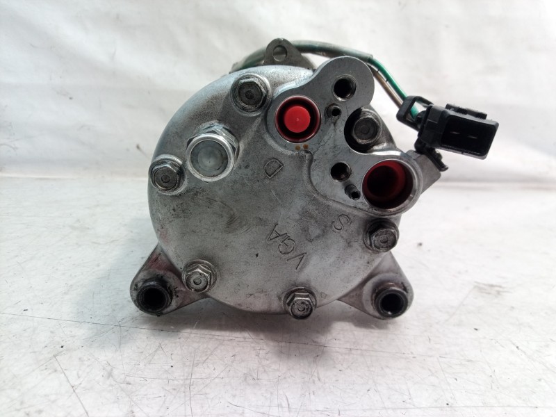 Recambio de compresor aire acondicionado para volkswagen polo berlina (6n2) trendline referencia OEM IAM 6N0820803B 6N0820803B 6