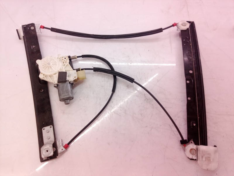Recambio de elevalunas trasero izquierdo para ford mondeo ber. (ca2) referencia OEM IAM 0130822286 0130822286 0130822286