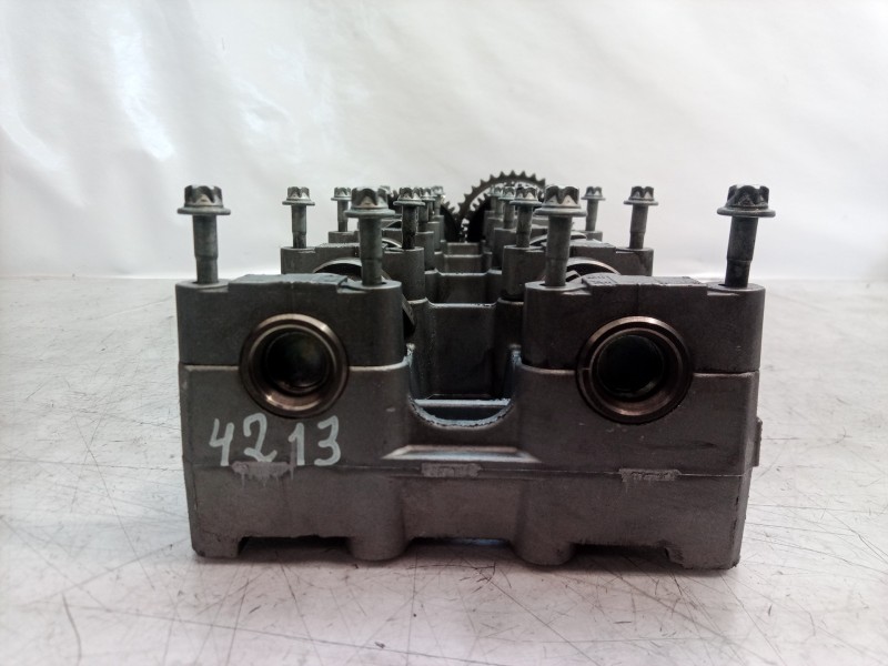 Recambio de culatin para volkswagen touran (1t2) traveller referencia OEM IAM R6110510101 R6110510101 R6110160504