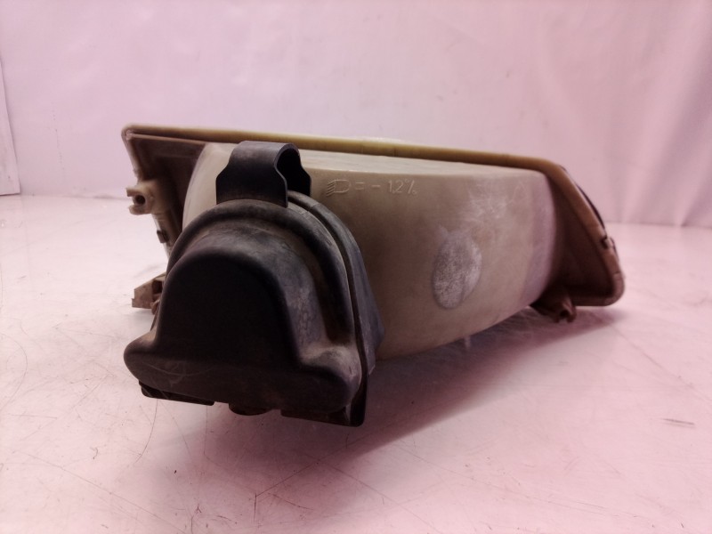 Recambio de faro izquierdo para peugeot 106 (s1) long beach referencia OEM IAM 084637 084637 084637