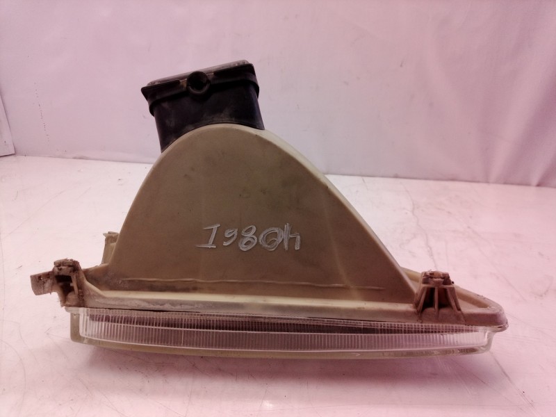 Recambio de faro izquierdo para peugeot 106 (s1) long beach referencia OEM IAM 084637 084637 084637