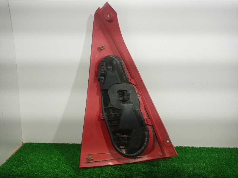 Recambio de piloto trasero derecho para peugeot 107 básico referencia OEM IAM   