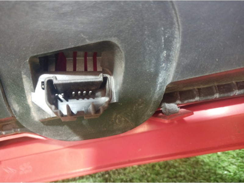 Recambio de piloto trasero derecho para peugeot 107 básico referencia OEM IAM   