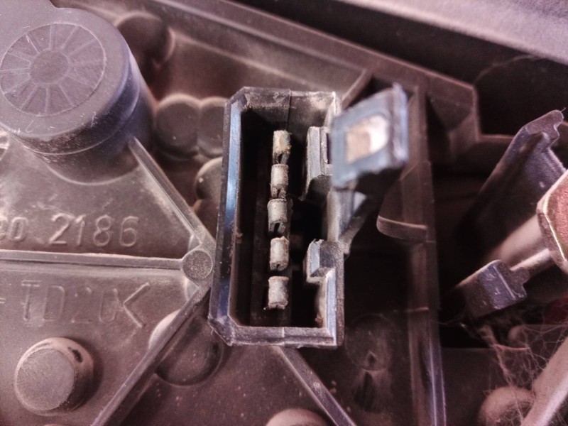 Recambio de piloto trasero derecho para peugeot 106 (s1) long beach referencia OEM IAM 635184 635184 2186D