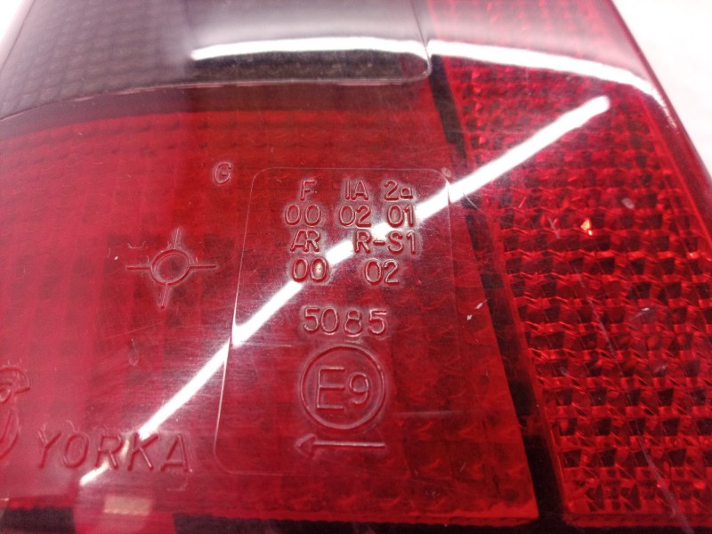 Recambio de piloto trasero izquierdo para citroën berlingo 1.9 d multispace referencia OEM IAM   