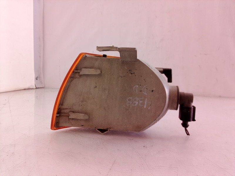 Recambio de piloto delantero derecho para volkswagen polo berlina (6n1) air referencia OEM IAM 3A0949101B  