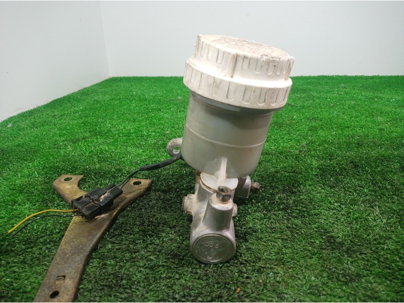 Recambio de bomba freno para mitsubishi montero (v20/v40) referencia OEM IAM   