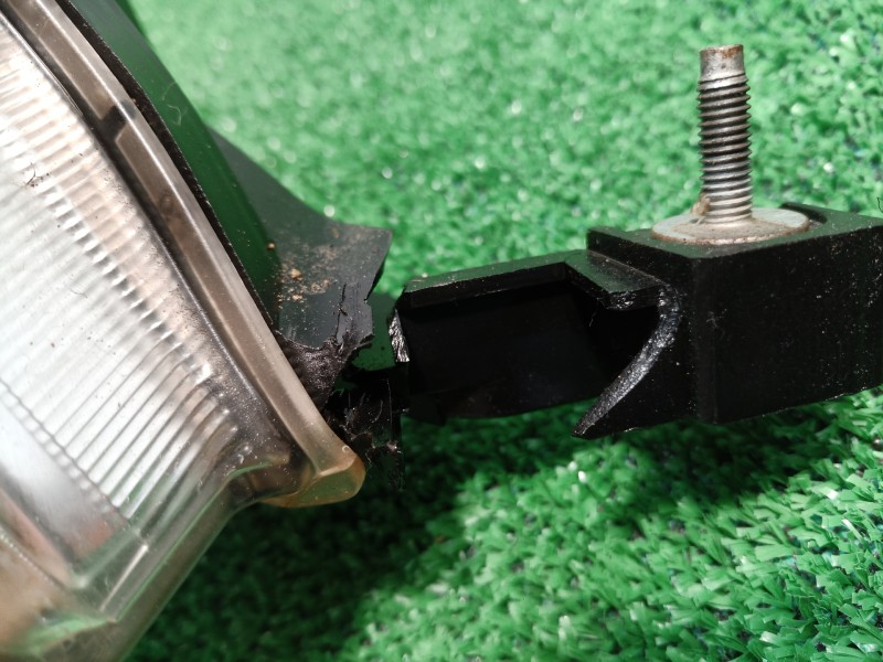 Recambio de faro derecho para honda cr-v (rd1/3) básico (rd1) referencia OEM IAM 0337641 0337641 0337641