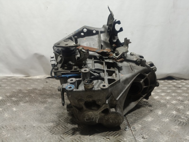 Recambio de caja cambios para peugeot 107 básico referencia OEM IAM 20TT01 20TT01 20TT010645708