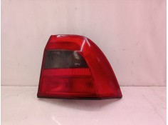 Recambio de piloto trasero derecho para opel vectra b berlina cd referencia OEM IAM   