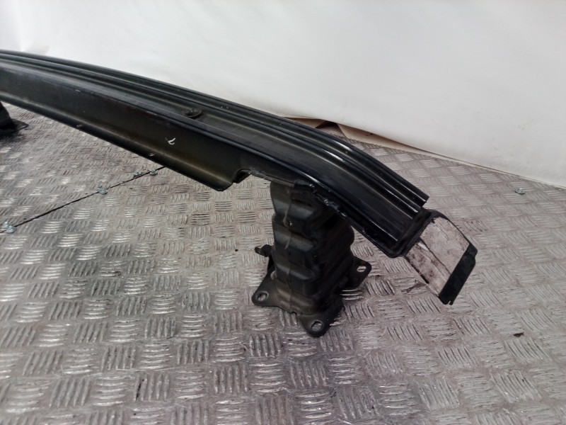 Recambio de refuerzo paragolpes delantero para lancia phedra (180) 3.0 v6 24v emblema cae referencia OEM IAM   