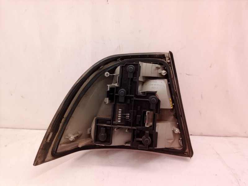 Recambio de piloto trasero derecho para opel vectra b berlina cd referencia OEM IAM   