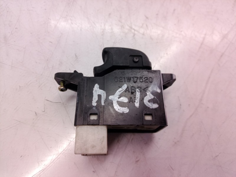 Recambio de mando elevalunas delantero derecho para hyundai santa fe (sm) referencia OEM IAM 935753C010 935753C010 935753C010