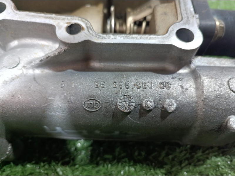 Recambio de termostato para peugeot 106 (s1) kid referencia OEM IAM 9635696080 9635696080 9635696080