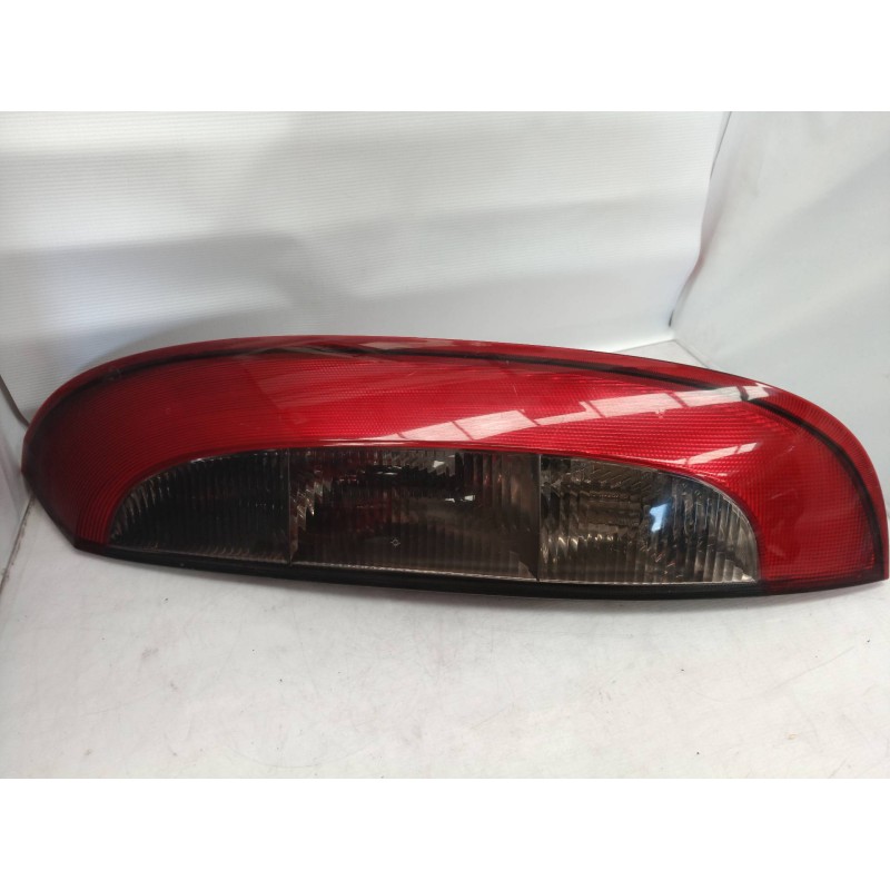Recambio de piloto trasero derecho para opel corsa c 1.3 16v cdti cat (z 13 dt / ln9) referencia OEM IAM 09114337 09114337 89302