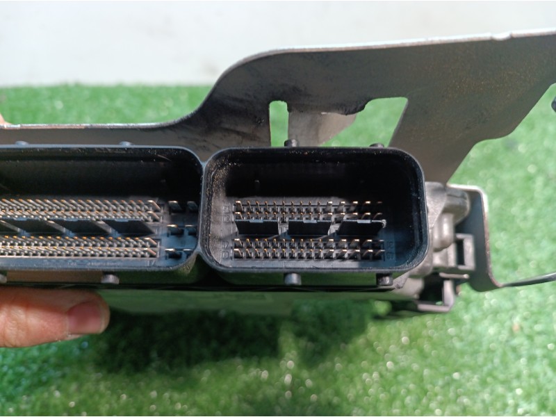 Recambio de centralita motor uce para volkswagen golf plus (5m1) bluemotion edition referencia OEM IAM 03G906021KQ 03G906021KQ 1