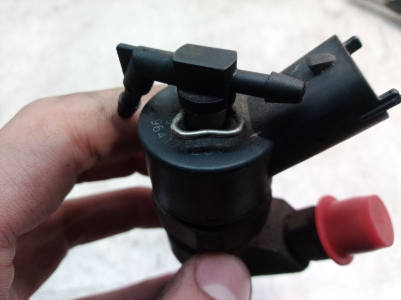 Recambio de inyector para peugeot 307 (s1) 2.0 hdi cat referencia OEM IAM 9641742880 9641742880 9641742880