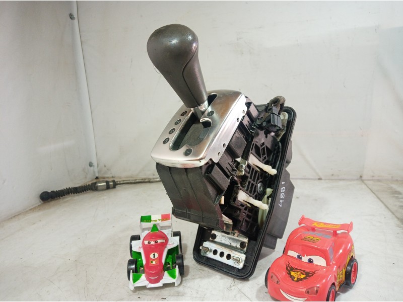 Recambio de palanca cambio para audi a8 (4e2) 4.2 v8 32v fsi referencia OEM IAM 4E1713041 4E1713041 4E1713041