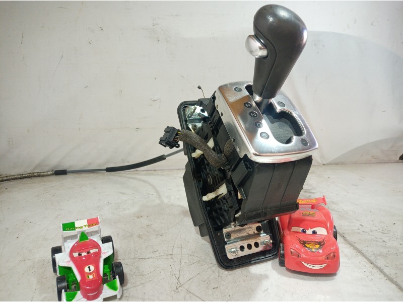 Recambio de palanca cambio para audi a8 (4e2) 4.2 v8 32v fsi referencia OEM IAM 4E1713041 4E1713041 4E1713041
