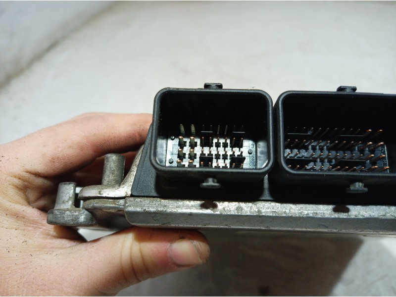 Recambio de centralita motor uce para renault laguna ii (bg0) 2.2 dci turbodiesel referencia OEM IAM 0281011571 0281011571 02810