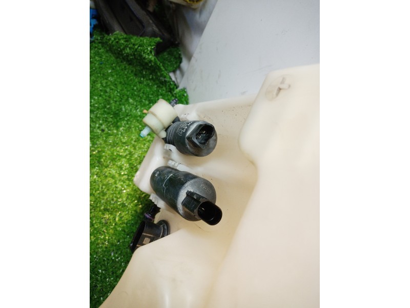 Recambio de deposito limpia para volkswagen touareg (7p6) v6 tdi bluemotion premium referencia OEM IAM 7P0955453 7P0955453 7P095